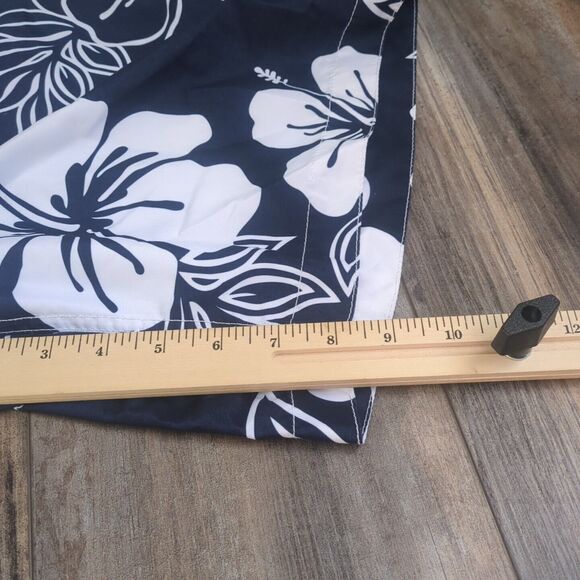 Lot of 2X Bathing Suit Swim Trunks Men's Medium Roundtree & Yorke & Merona - Picture 4 of 9